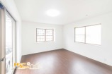  中古一戸建て