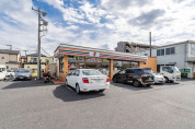 セブンイレブン川口榛松店