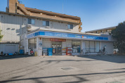 ローソン戸田南町店