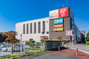 ロピア　浦和クイズゲート店