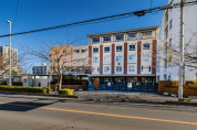 川口市立本町小学校