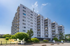 2024年４月新規リフォーム完了済み！南向き7階部分で日当たり・眺望良好♪上階住戸がない為快適に過ごせます。