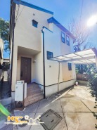 陽当たりの良い南東向き！全居室２面採光で通風良好の快適なオウチです♪