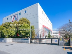 川口市戸塚境町