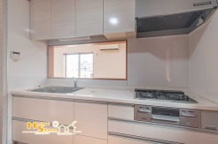 機能性に優れたキッチンは快適にお料理ができる仕様設備が充実！心地良い統一感あふれるデザインで、広々としたワークトップを使用することができます♪
