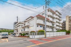 本日ご内覧いただけます。社用車による無料送迎サービスもあわせて実施しておりますので、お気軽にお問合せください！
