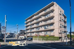 内覧をご希望の方は、お気軽にお問い合わせください。社用車による無料送迎サービスもご利用いただけますので、ぜひご相談ください。初めてのマイホーム探しも、しっかりサポートいたします。
