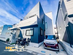 ご内覧をご希望の方は、事前にお問い合わせください。社用車による無料送迎サービスもご利用いただけますので、どうぞお気軽にご相談ください。
