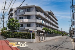 内覧をご希望の方は、お気軽にお問い合わせください。また、社用車によるご自宅や最寄り駅からの無料送迎サービスもご利用いただけます。初めてのマイホーム探しも、しっかりとサポートいたします。
