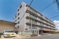 2024年４月新規内装リフォーム済み！本日のご内覧もできますのでお気軽にご連絡ください♪遠くからのお越しの方も社用車で送迎いたします！
