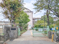 越谷市蒲生１丁目