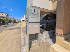 足立区六木３丁目