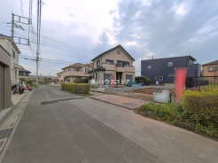 草加市青柳８丁目