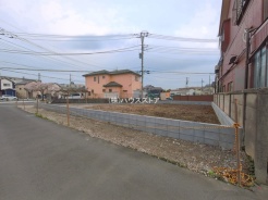 草加市青柳２丁目