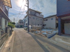草加市八幡町