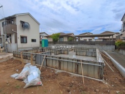越谷市弥栄町２丁目