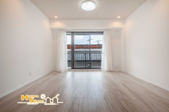 南浦和ニ三（TwoThree）