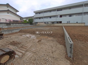 越谷市登戸町　2号棟