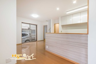 越谷市南荻島戸建
