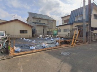 越谷市弥十郎　1号棟