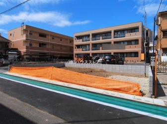 越谷市大沢2丁目　1号棟