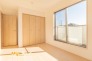 お部屋は採光と通風が考えられた居心地のいい空間設計♪全居室収納付きのためスッキリとしたレイアウトを考えることができます♪
