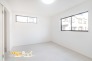 お部屋は採光と通風が考えられた居心地のいい空間設計♪全居室収納付きのためスッキリとしたレイアウトを考えることができます♪
