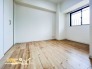 リモートワークやお子様のお部屋などライフスタイルに合わせて様々な用途にご活用いただける居室。自由にカスタマイズすることで、自分だけのプライベート空間にすることができます。
