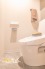 毎日使いやすい便利な仕様の温水洗浄トイレは、清掃がしやすくいつも清潔な空間に保てます♪
