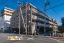 休日やお仕事帰りに、ぜひお気軽に内覧してみませんか？社用車による無料送迎サービスもご利用いただけます。本日の内覧も可能ですので、お気軽にご連絡ください！
