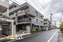東武伊勢崎線「新越谷」駅まで徒歩5分、武蔵野線「南越谷」駅まで徒歩6分の利便性に優れた立地。通勤・通学やお出かけにも便利で、日々の暮らしを快適に支えてくれる住環境です。