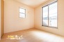 こちらの居室は、リモートワークや寝室、趣味の部屋など、ライフスタイルに合わせて多目的に活用できます。自由にカスタマイズして、自分だけのプライベート空間を楽しめます。
