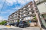 ５階南向きの日照・通風・眺望良好な住戸です。新規リフォーム済みにつき、快適な住空間に仕上がりました。