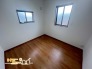 快適な２面採光のお部屋は、やわらかな日差しと心地よい風通しを存分に感じながら、ゆったりとした時間をお過ごしいただけます。
