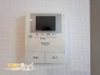 TVモニター付きインターホンを備えた住まい。映像で来訪者を確認してから対応できるため、毎日の暮らしに安心をプラスします。