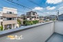 陽当たりの良いバルコニーは、お洗濯物が乾きやすく毎日の家事をサポート。心地よい風を感じながら気持ちよくお使いいただけます。