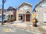 南西向きで日当たりの良い新規リフォーム済みのキレイなオウチです。全居室２面採光＋出窓付きで開放的な快適空間です。