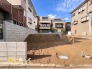閑静な住宅地のため、車通りが少なく安心。お子さまや歩行者にも優しい環境です。
