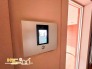 オートロック完備で、住まいのセキュリティがしっかり守られるマンション。外部の不審者の侵入を防ぎ、安心な暮らしをサポートします。
