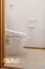 毎日の生活に欠かせないトイレは、使い勝手に配慮したシンプルな空間。余計なものを置かず、すっきりとした印象でお使いいただけます。