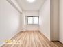 ６帖以上の広さを確保したお部屋は、家具やインテリアを自由にコーディネート可能。自分だけの居心地の良い空間を演出できるゆとりある住まいです。
