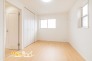 お部屋は採光と通風が考えられた居心地のいい空間設計。全居室収納付きのためスッキリとしたレイアウトを考えることができます。
