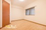 全居室6帖以上を確保した住まい。ベッドやデスク、収納家具なども配置しやすく、それぞれのお部屋を窮屈に感じないのが魅力です。