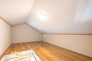 小屋裏収納やロフトを備えた、暮らしに嬉しいプラスワンの空間。季節用品や大きな荷物の収納など、ライフスタイルに合わせて便利に活用できます。
