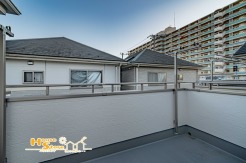 広々としたワイドバルコニーは青空の下でお洗濯物もお布団もたくさん乾かせます♪