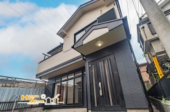 新規リフォーム済みの快適住空間!本日ご内覧いただけます。社用車による無料送迎サービスもあわせて実施しておりますので、お気軽にお問合せください!