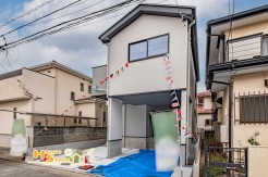 内覧をご希望の方は、お気軽にお問い合わせください。社用車による無料送迎サービスもご利用いただけますので、ぜひご相談ください。初めてのマイホーム探しも、しっかりサポートいたします。