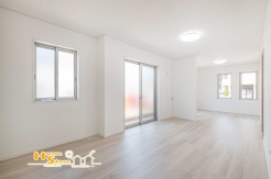 2面採光により陽当たりと風通しに優れたリビング。住まいの中心となる空間が明るく、ご家族との団らんをより心地よくお楽しみいただけます。