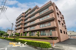 内覧をご希望の方は、お気軽にお問い合わせください。また、社用車によるご自宅や最寄り駅からの無料送迎サービスもご利用いただけます。初めてのマイホーム探しも、しっかりとサポートいたします。