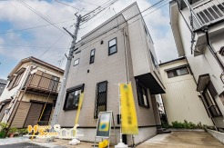 内覧をご希望の方は、お気軽にお問い合わせください。また、社用車によるご自宅や最寄り駅からの無料送迎サービスもご利用いただけます。初めてのマイホーム探しも、しっかりとサポートいたします。